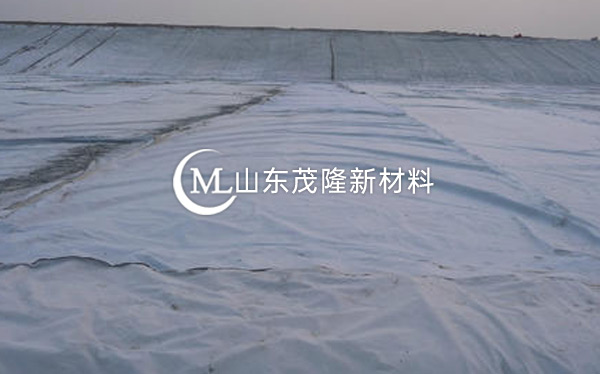 《蒙華鐵路》復合土工布、土工格柵施工