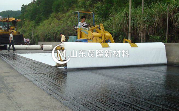 《高密市政道路》土工布、聚酯玻纖布施工