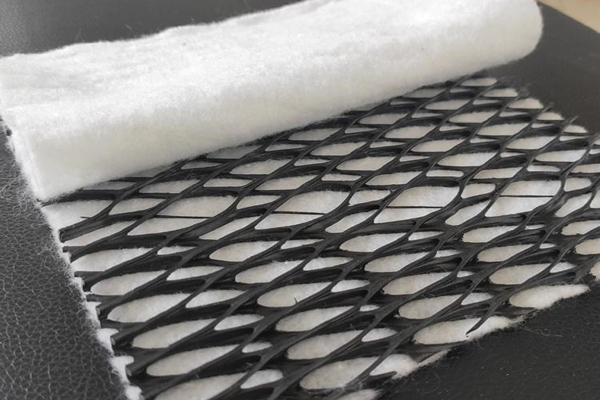 揭秘復合排水網的制造工藝 第3張