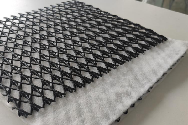 5.0mm復(fù)合土工排水網(wǎng)的優(yōu)勢你知道嗎？  第1張