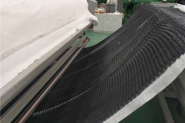 三維復合排水網(wǎng)怎么維護保養(yǎng)才能延長壽命呢  第1張